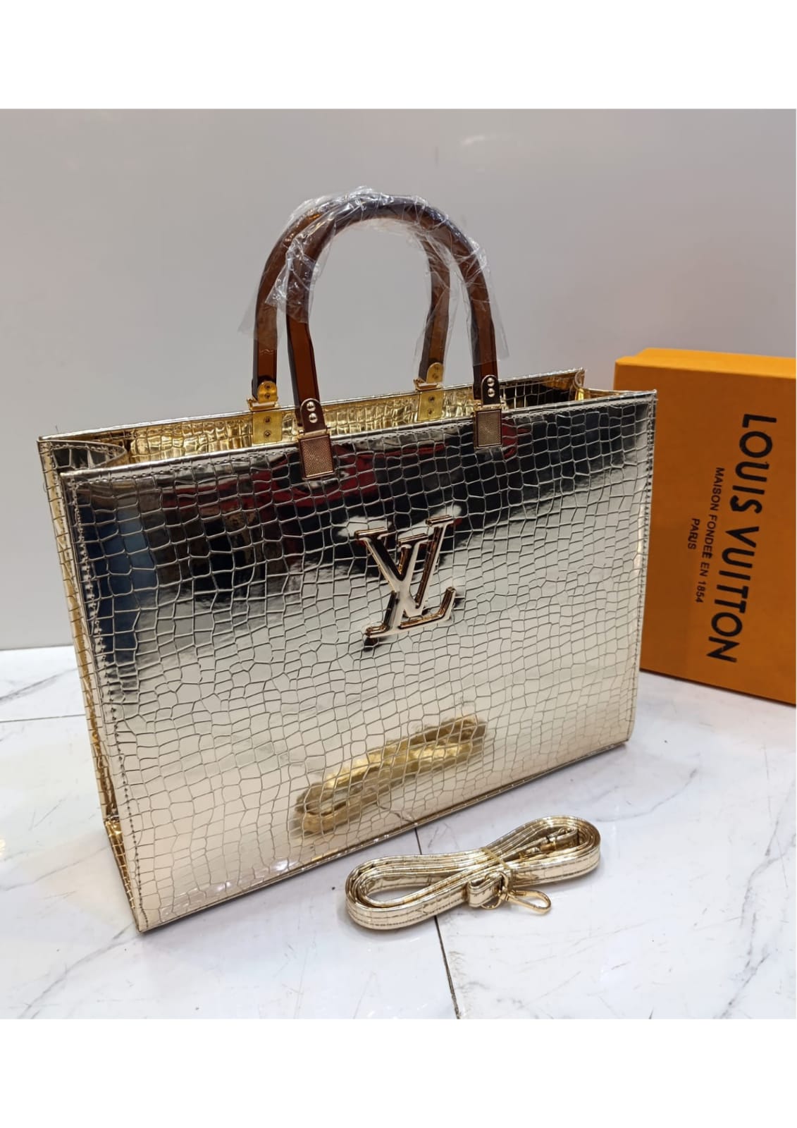 LV Elegant Tote Bags