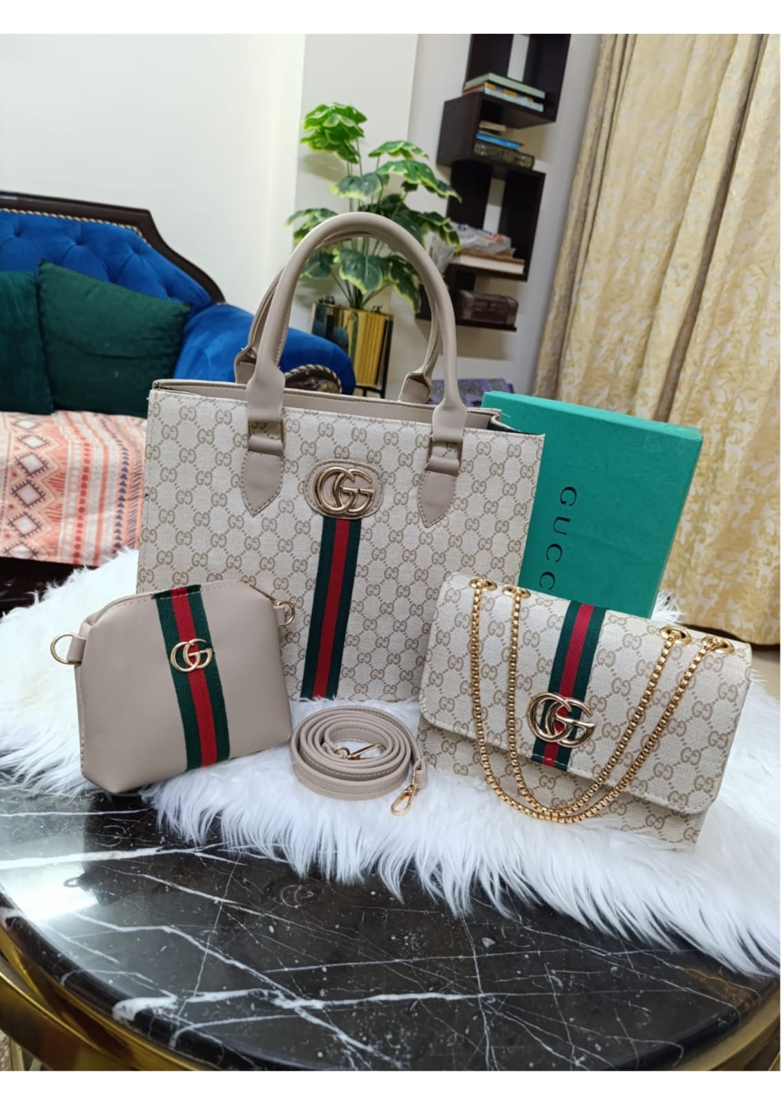 GUCCI Bags with Pouch