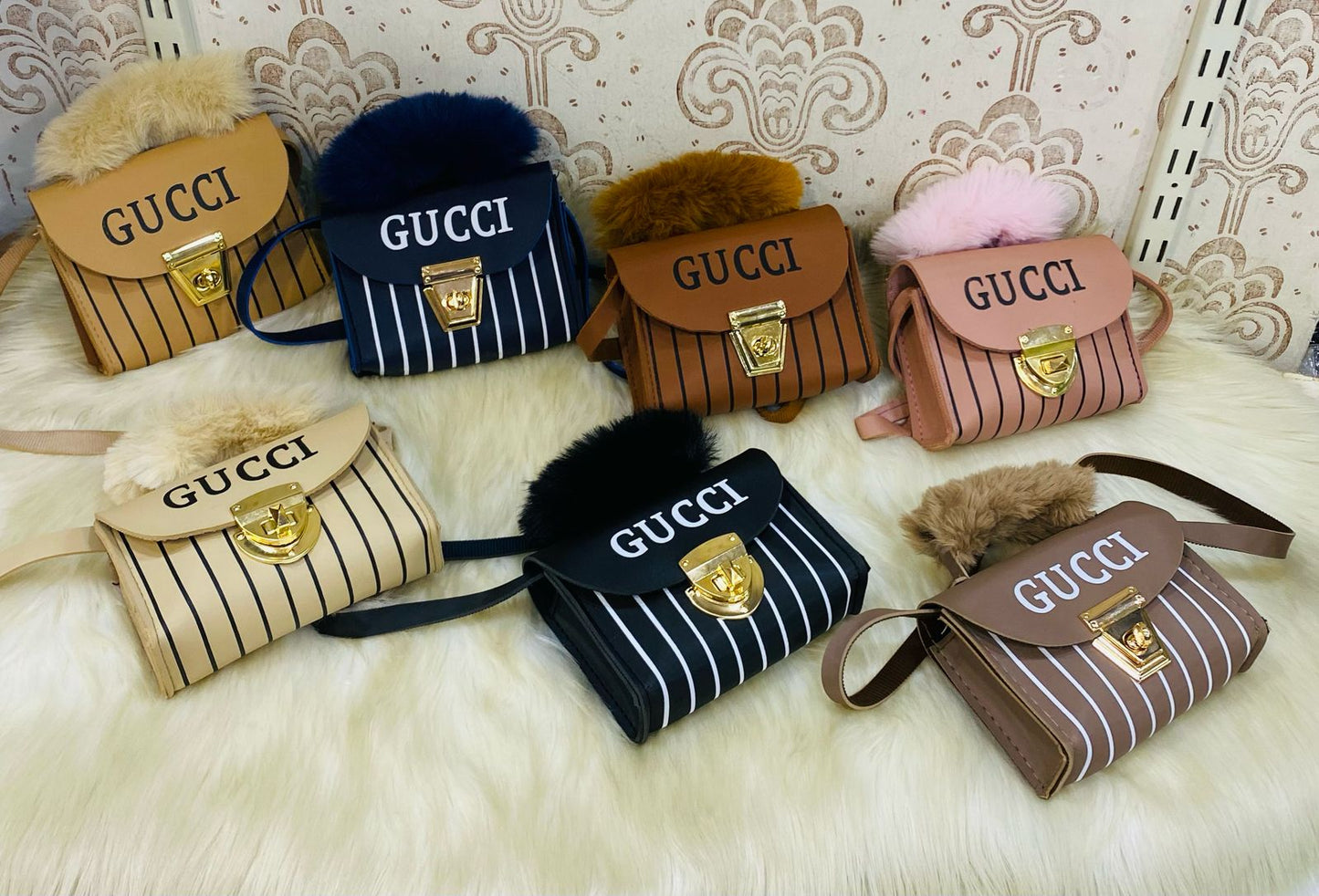 GUCCI Cross Body Bag