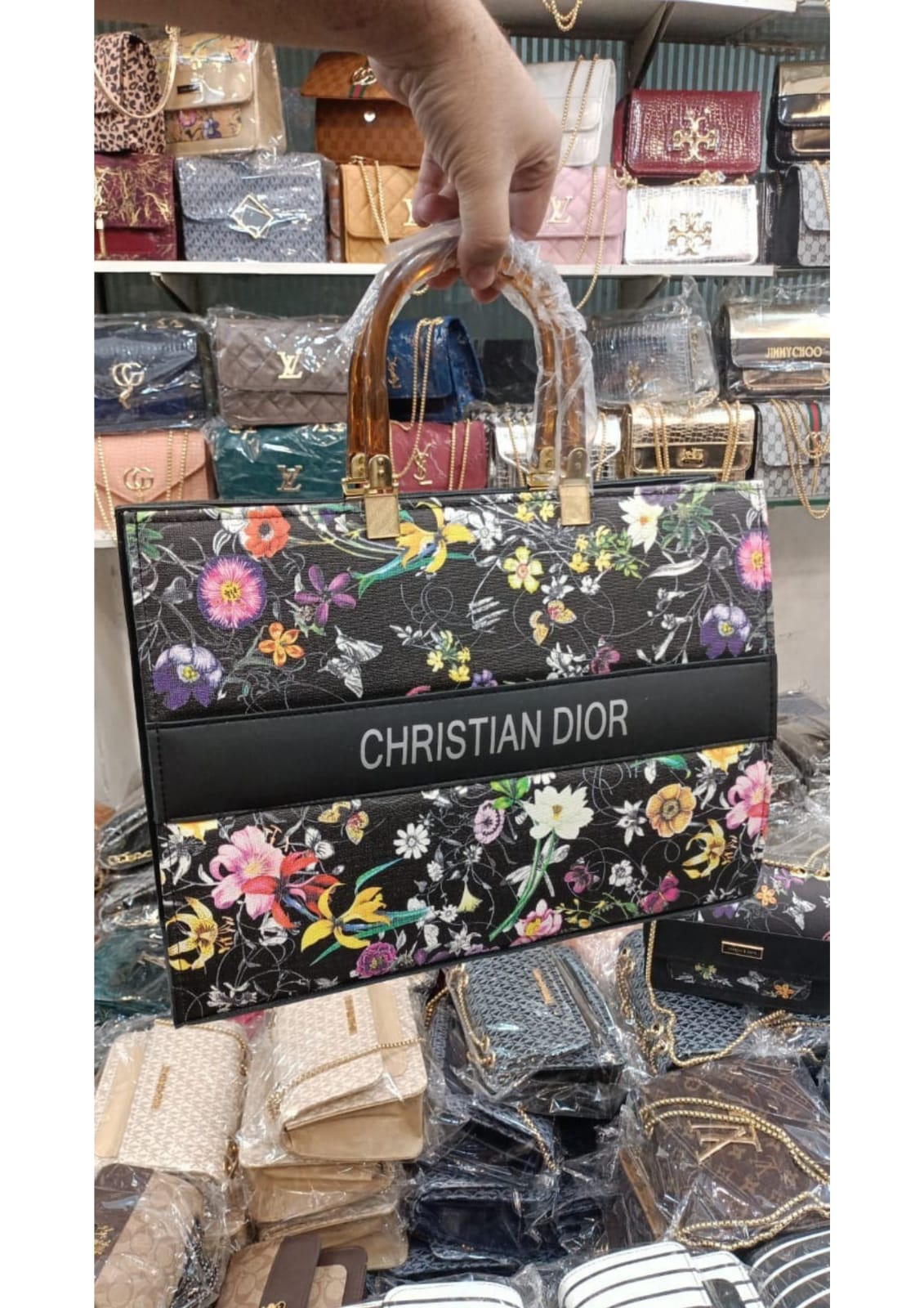 Christian Dior Elegant Tote Bags: Luxury Redefined